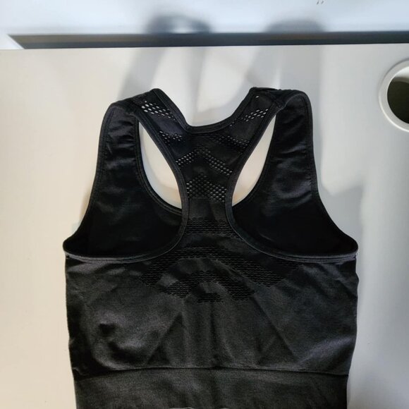 EUC L'urv Black Sports Bra Racer Back - Picture 3 of 5